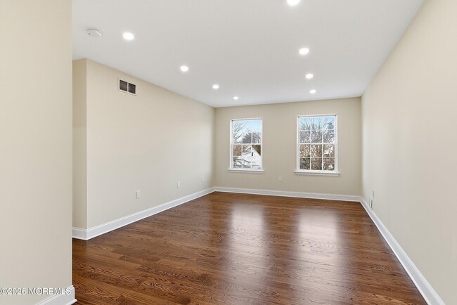 Building Photo - 1217 Wilkinson Dr