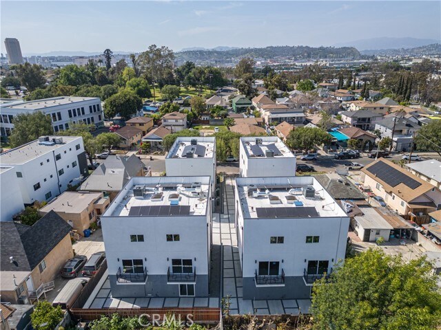 Building Photo - 642 N Boyle Ave