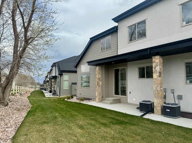 Building Photo - 172 W Autumn Ln