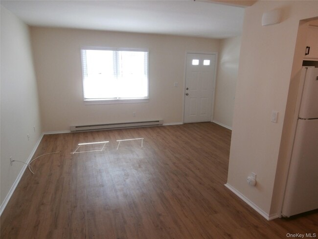 Building Photo - 1000 9th St