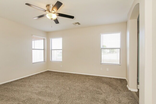 Building Photo - 801 S 125th Ave