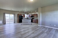 Building Photo - 3 Bedroom 2 1/2 Bath in Loveland