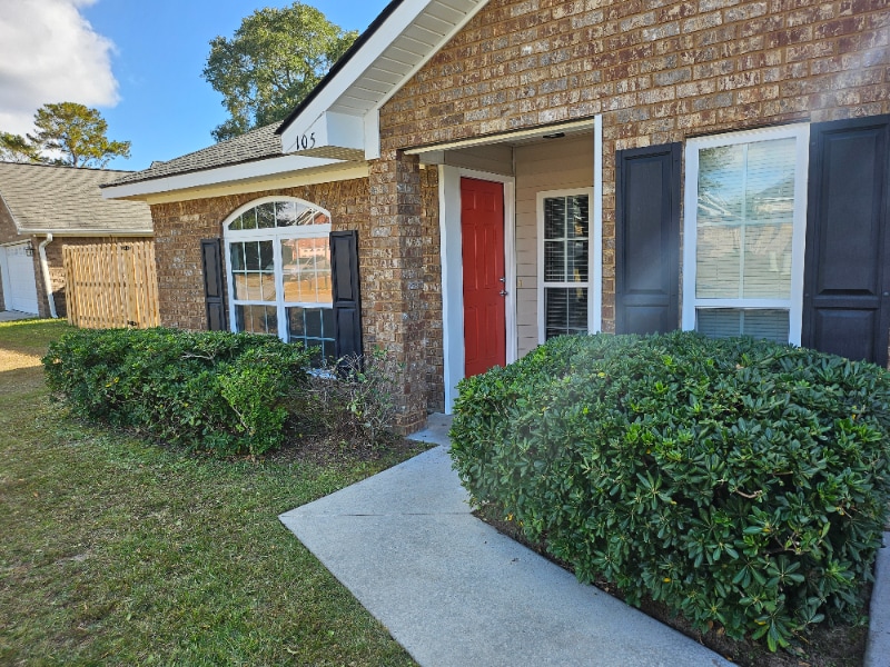 Building Photo - 105 Grandview Dr
