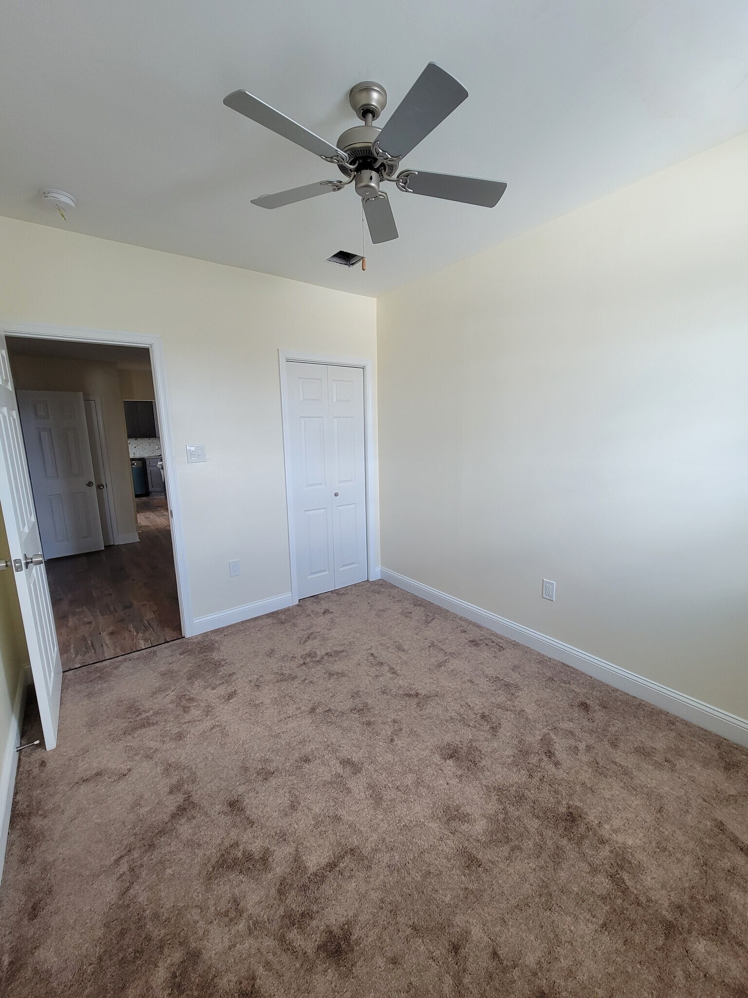 Bedroom 2 - 71 Bellevue Ave