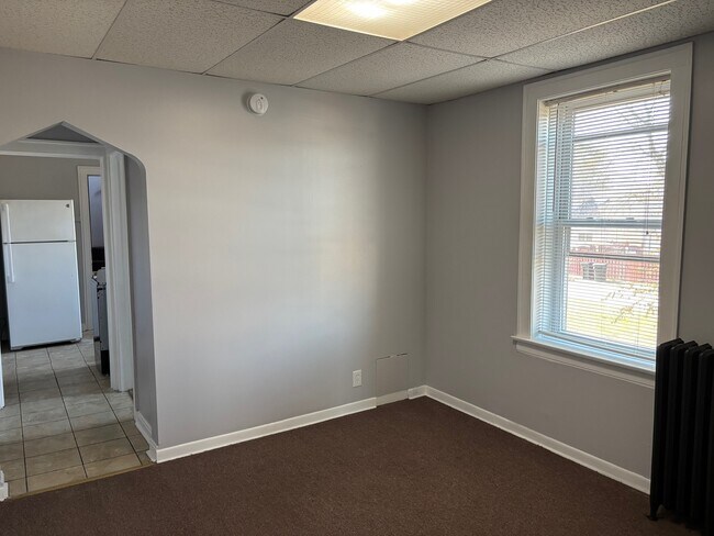 Building Photo - 10904 S Avenue D