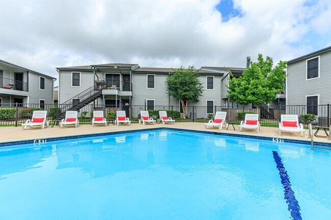 Primary Photo - 420 Garland Dr