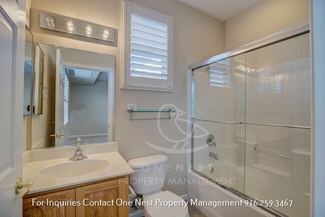 Building Photo - 2 bedroom, 2 bathroom + Casita in Sun City Lincoln Hills