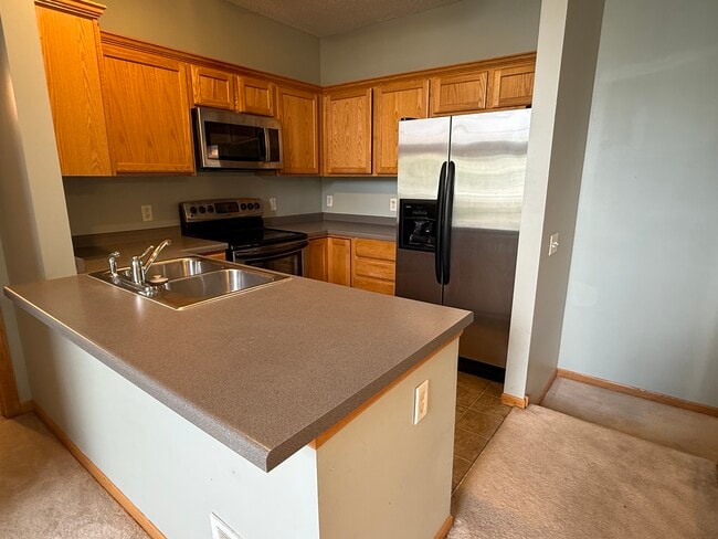 Building Photo - 6787 Pine Crest Trail S