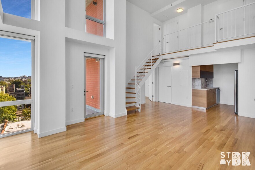 Building Photo - 333 Greene Ave