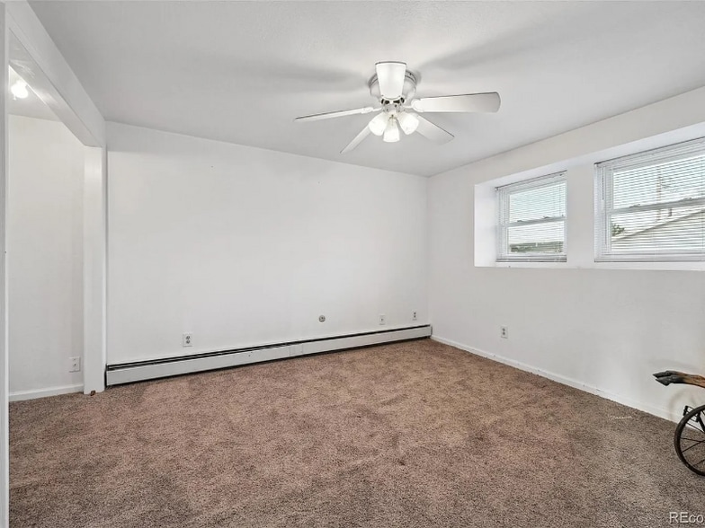 Building Photo - 9020 Clay St