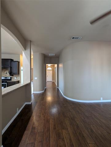 Building Photo - 8912 Smokey Dr