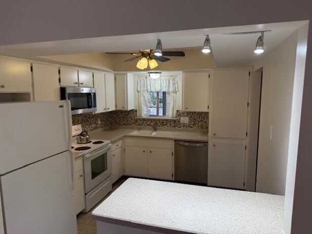 Building Photo - 3931 Panola Ln