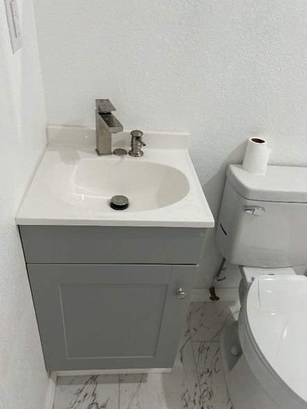 Building Photo - 648 59th St S