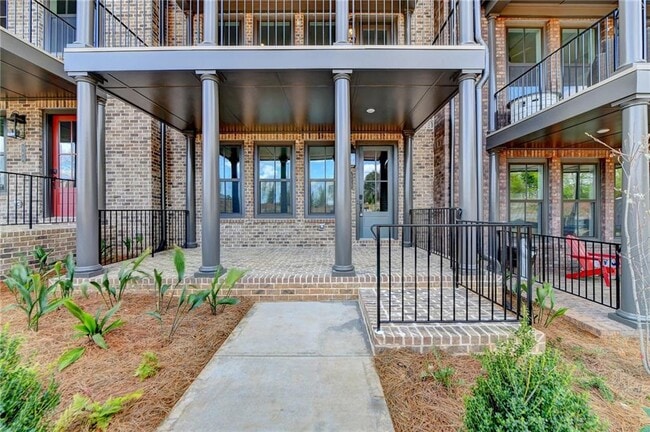 Building Photo - 375 Chiswick Cir