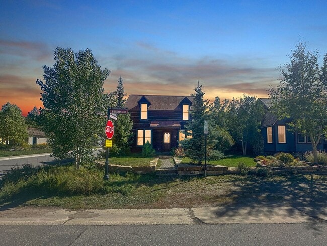 Primary Photo - Spend the Holidays in Historic Breckenridg...