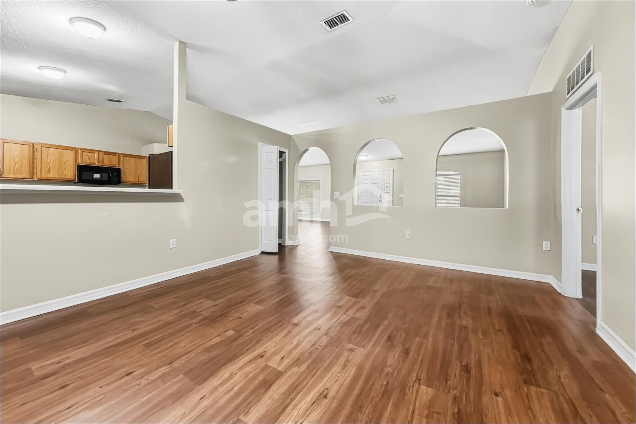 Building Photo - 97154 Yorkshire Dr