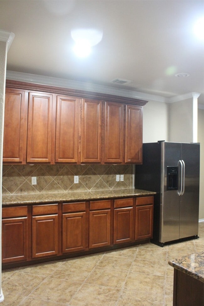 Building Photo - 111 W Kentwick Pl