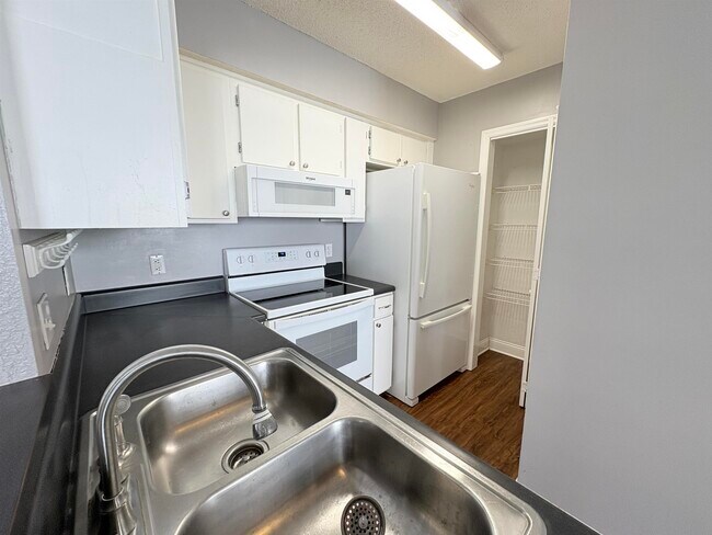 Building Photo - 2486 Nugget Ln