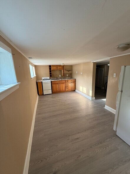 Building Photo - 9 Bellevue Ave