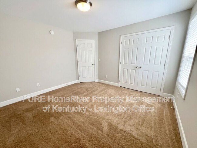 Building Photo - 348 Kelli Rose Way