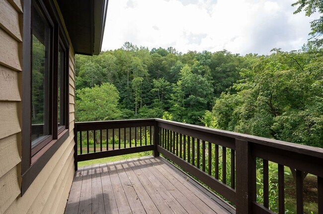 Building Photo - 1285 Branchlands Dr