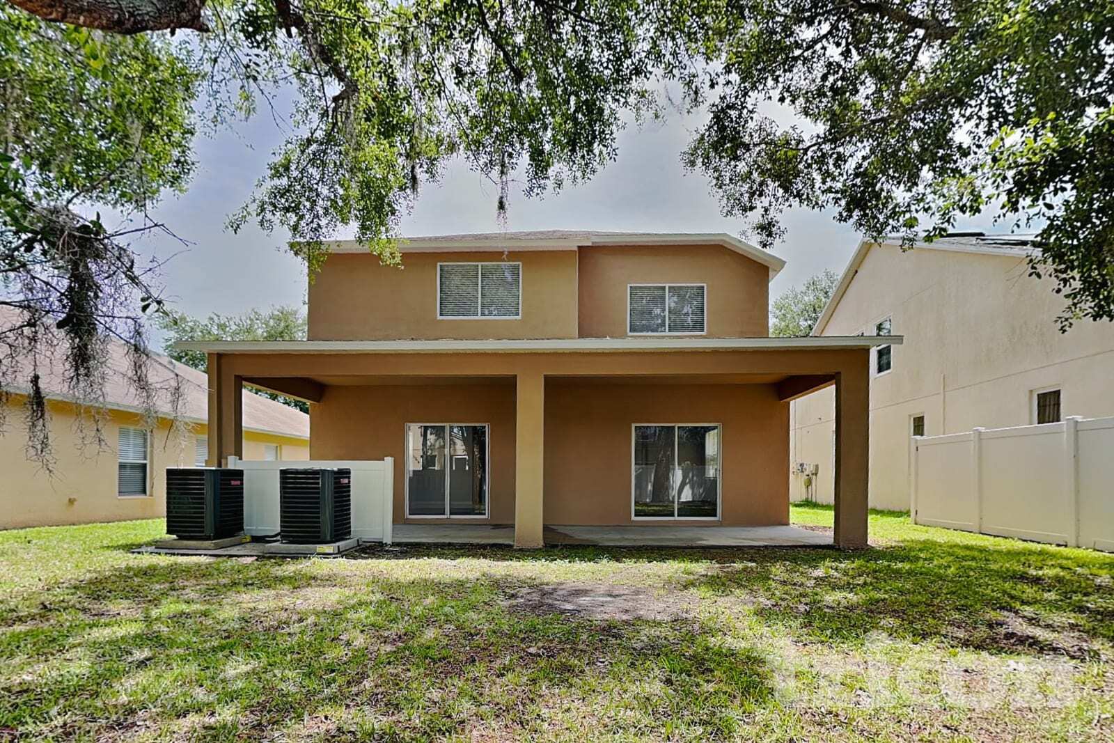 Building Photo - 34953 Meadow Reach Dr