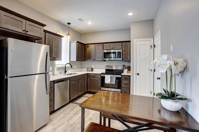 Interior Photo - Willow Cascades Townhomes