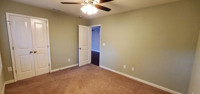 Building Photo - Live in a Legend! Historic 4-Bed/2.5-Bath ...