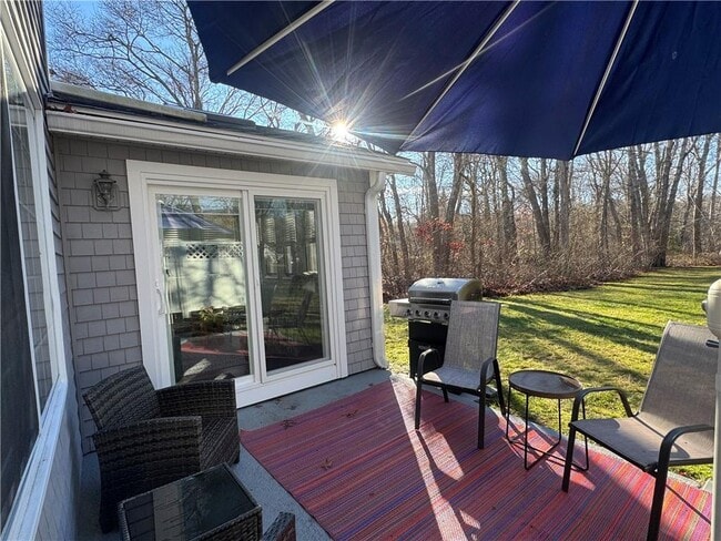 Building Photo - 10 Parsley Ln