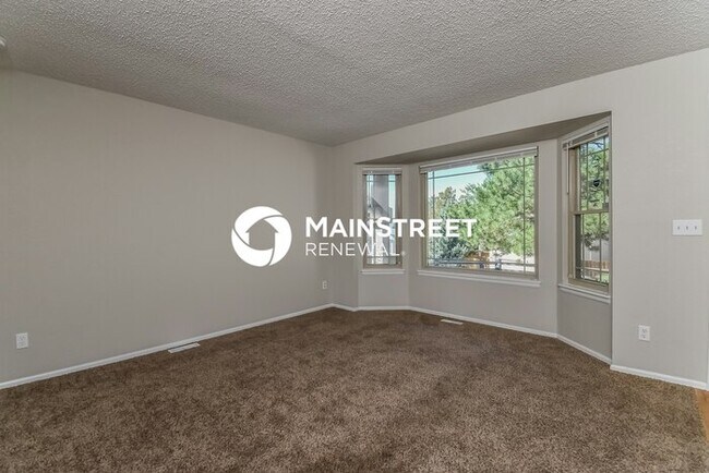 Building Photo - 4 Bedroom Pet-Friendly Home in COLORADO SP...