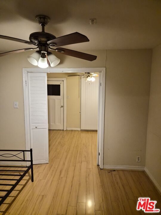 Building Photo - 6685 De Longpre Ave