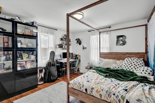 Building Photo - 1815 New Britain Ave