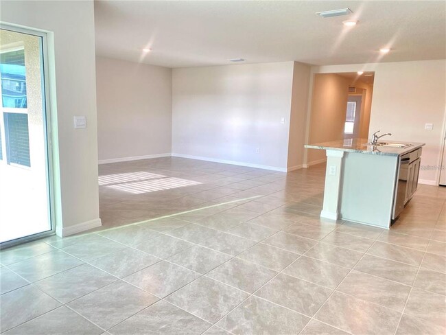 Building Photo - 4231 Dovetail Ln