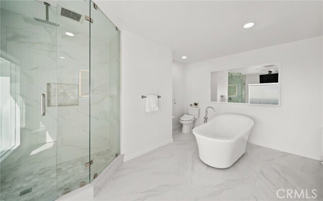 Building Photo - 7930 Vulcan Dr