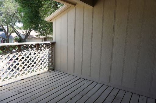 Building Photo - North Central SA - Thousand Oaks / 281 / 1604