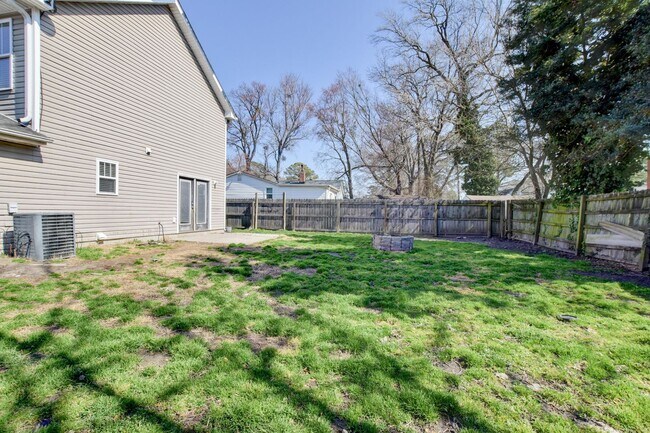 Building Photo - 4923 Krick St