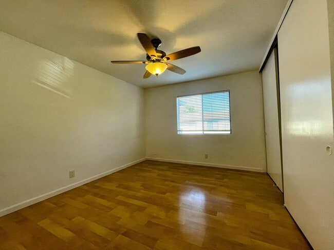 Building Photo - Updated 2-Bedroom Townhome with Garage in Resort-Style Community