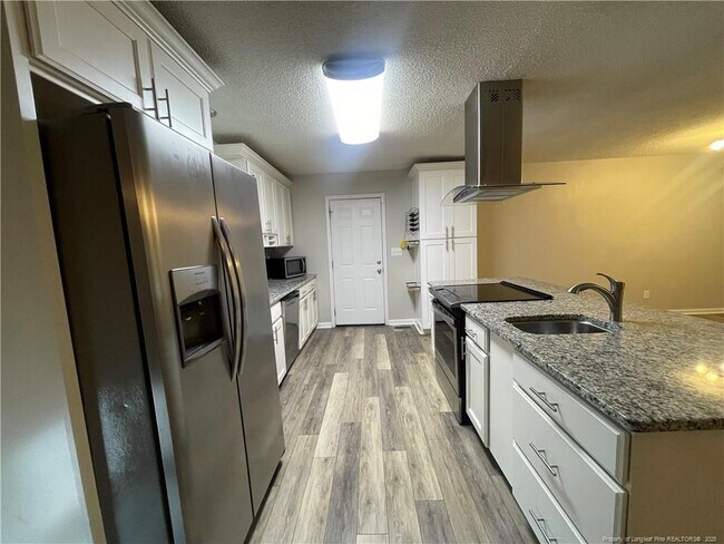 Building Photo - 7183 Largo Pl
