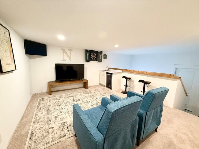 Building Photo - 2806 Versailles Oak Ln