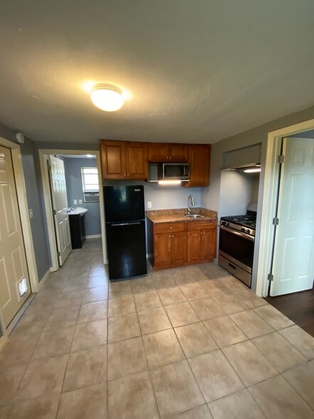 Building Photo - 5344 Caldwell St