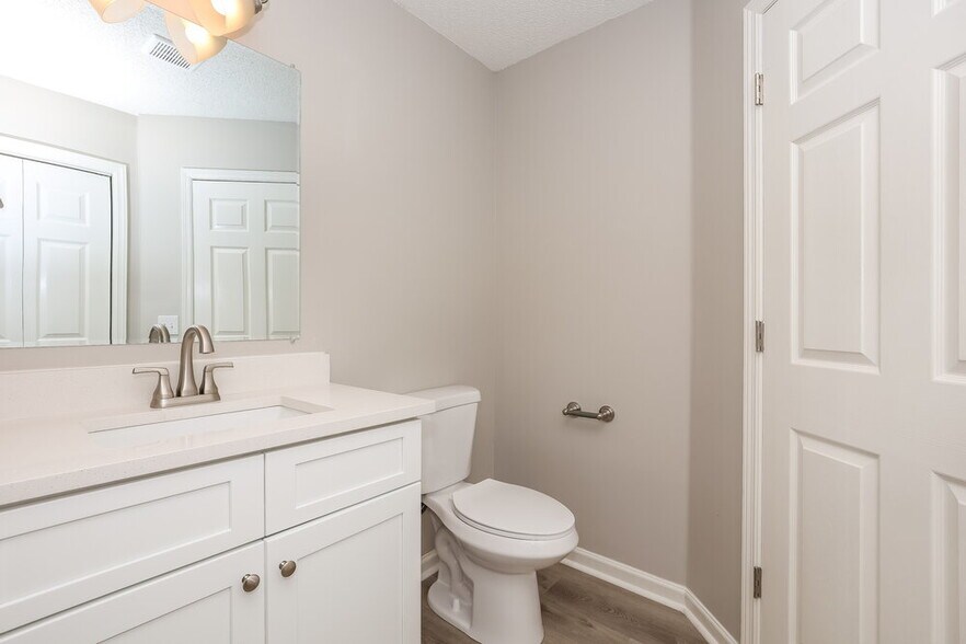 Building Photo - 2728 Painted Pony Dr