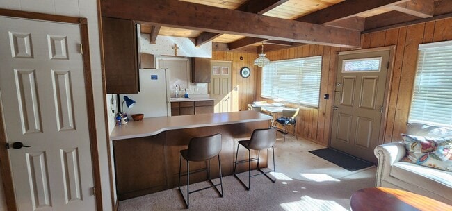 Building Photo - Unfurnished 4 Bed, 2 Bath with Garage.  Amazing Location on Dead-End Street with Forest Access!