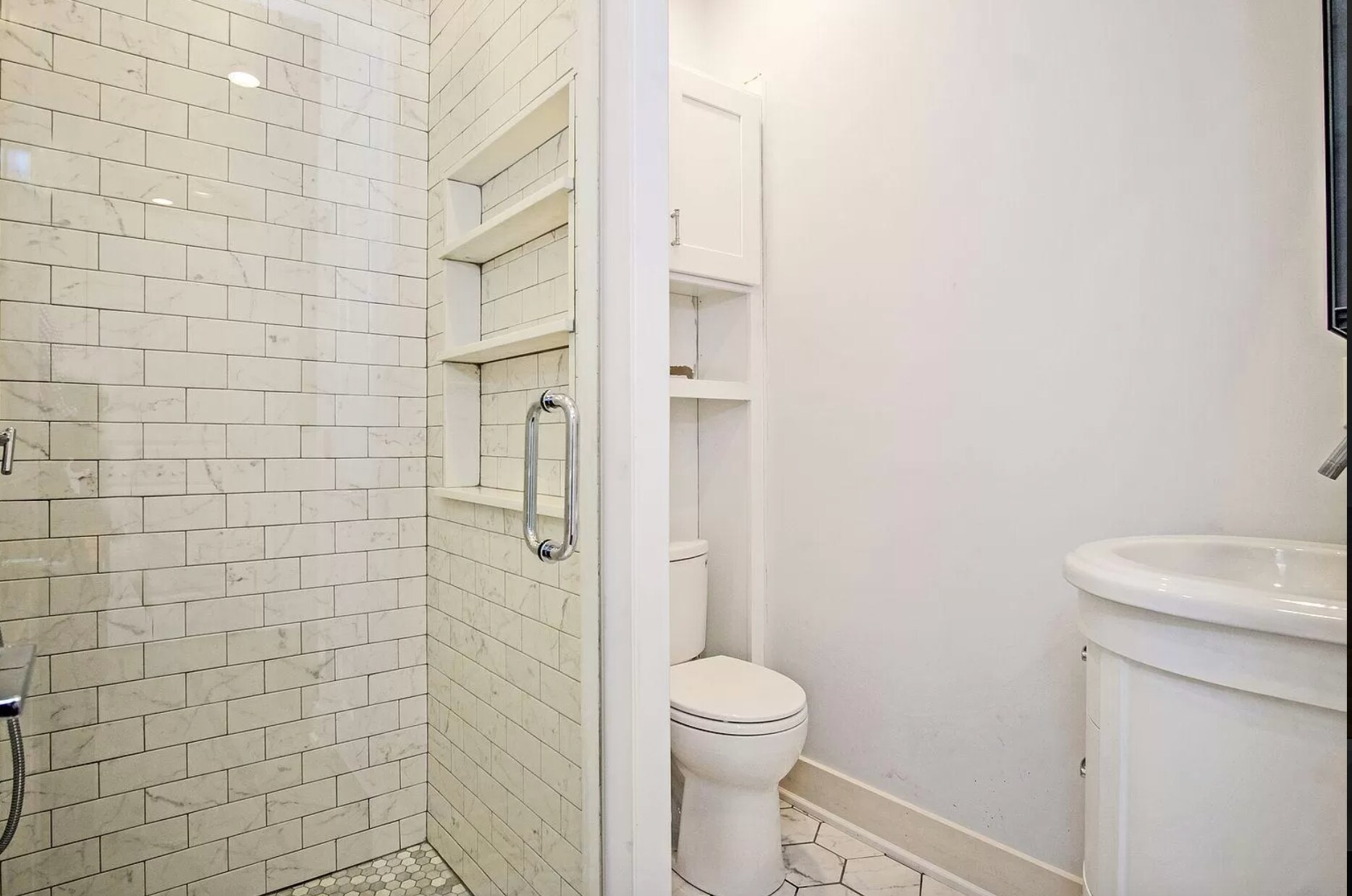 Building Photo - 266 Mamaroneck Ave