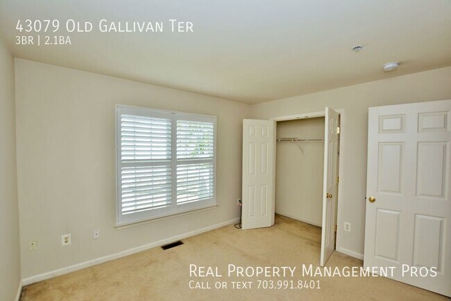 Building Photo - 43079 Old Gallivan Terrace