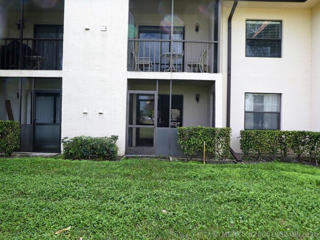 Building Photo - 7209 Golf Colony Ct