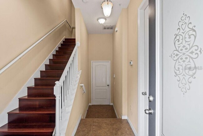 Building Photo - 299 McLeod's Way