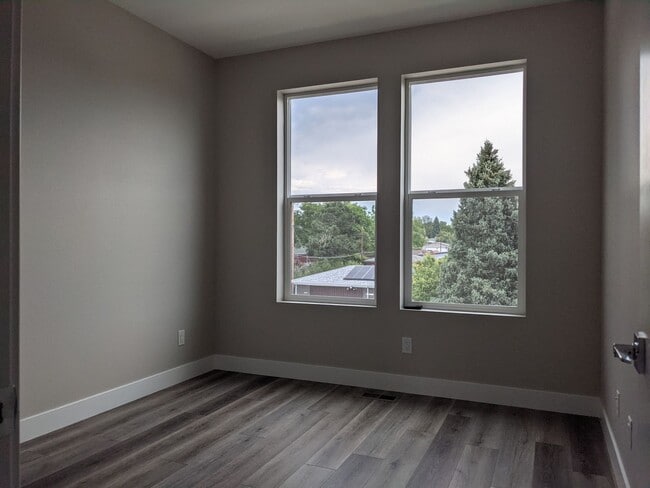 Building Photo - Modern 3-Bedroom Home in Prime Arvada Location