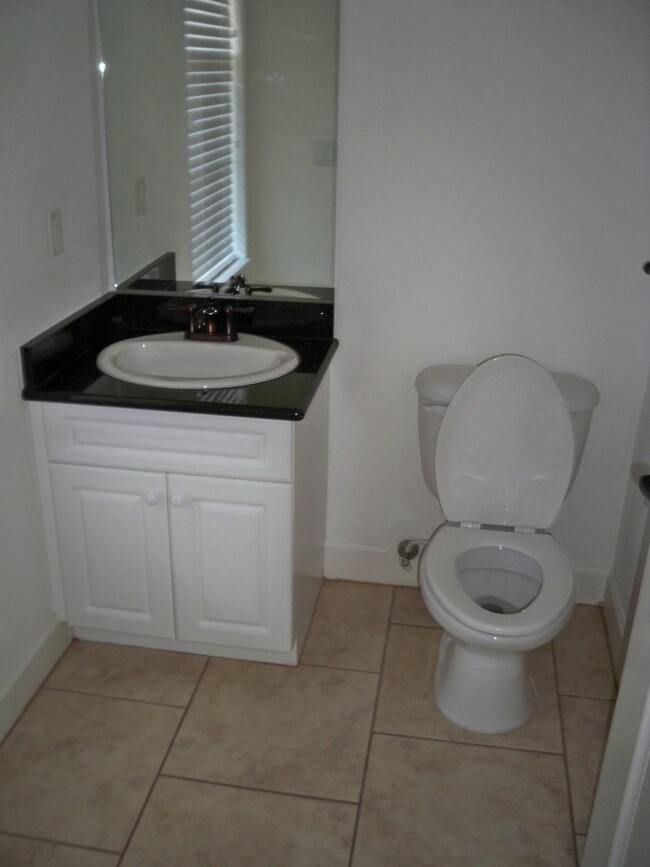 Building Photo - Jackson Square - 2 Bedroom, 2.5 Bathroom C...