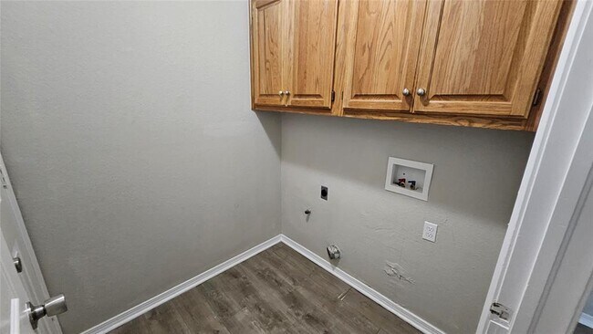 Building Photo - 1609 Rocky Mountain Way