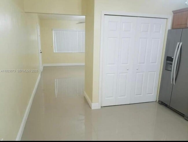 Building Photo - 19130 SW 113th Pl